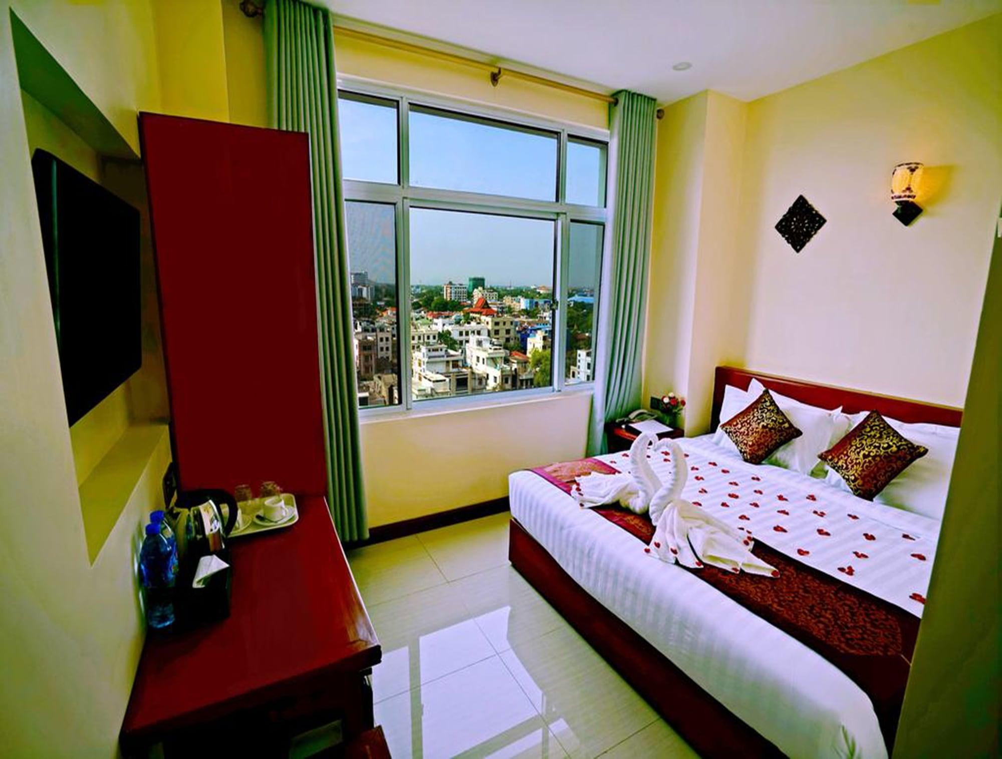 King Park Hotel Mandalay Bagian luar foto