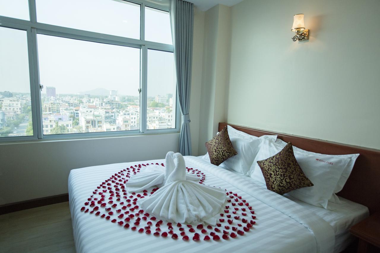 King Park Hotel Mandalay Bagian luar foto