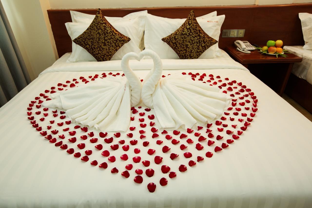 King Park Hotel Mandalay Bagian luar foto